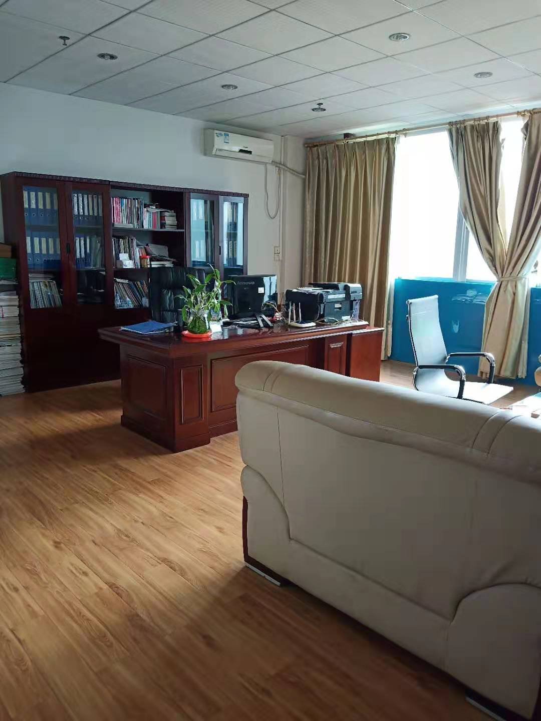 办公室1